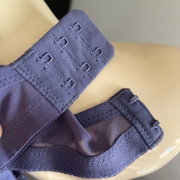 Elomi 40D Charley Plunge bra in purple NWT - Picture 8 of 15
